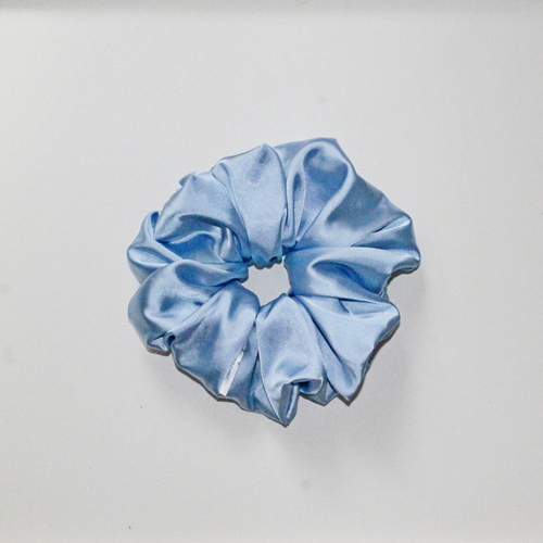 Блакинтний M